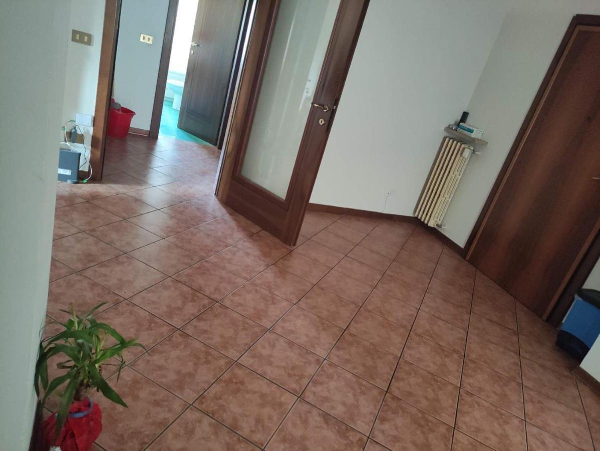 简约单人房间simple Single Room Местре Экстерьер фото